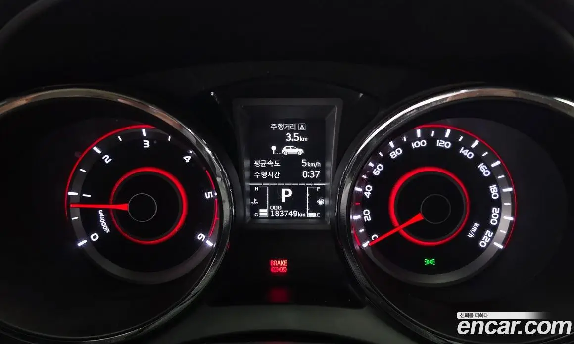 SsangYong TIBOLI 2015 1.6 автомат (гидро), фото 8 SsangYong TIBOLI 2015 1.6 автомат (гидро), фото 8