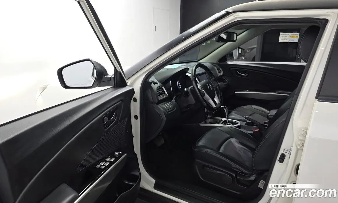 SsangYong TIBOLI 2015 1.6 автомат (гидро), фото 10 SsangYong TIBOLI 2015 1.6 автомат (гидро), фото 10
