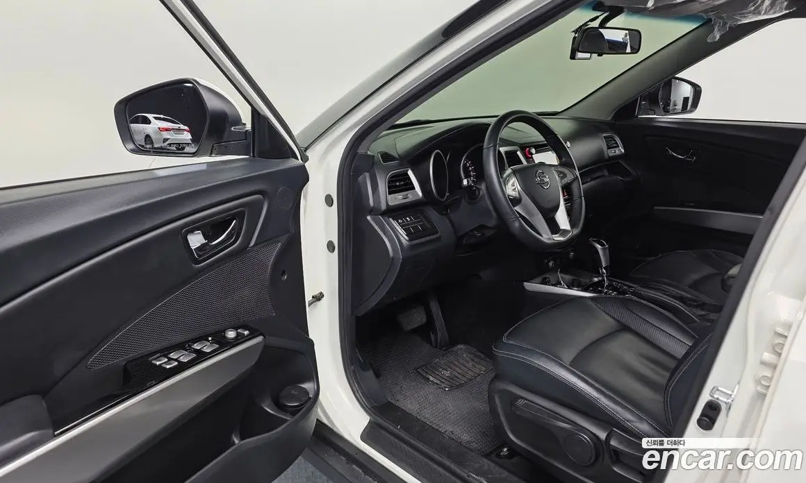 SsangYong TIBOLI 2016 1.6 автомат (гидро), фото 10 SsangYong TIBOLI 2016 1.6 автомат (гидро), фото 10