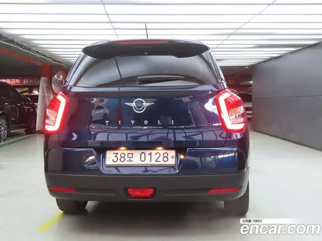 SsangYong TIBOLI 2017 1.6 автомат (гидро), миниатюра 3