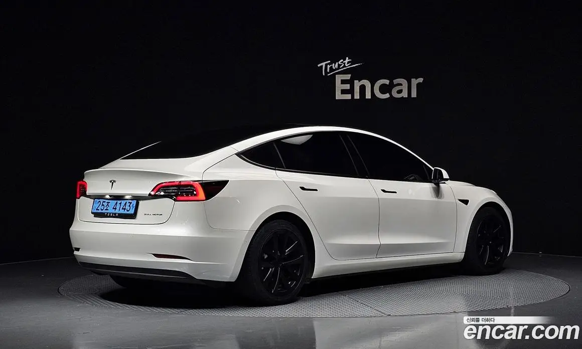 Tesla Model 3 2021 0.2 автомат (гидро), фото 1 Tesla Model 3 2021 0.2 автомат (гидро), фото 1