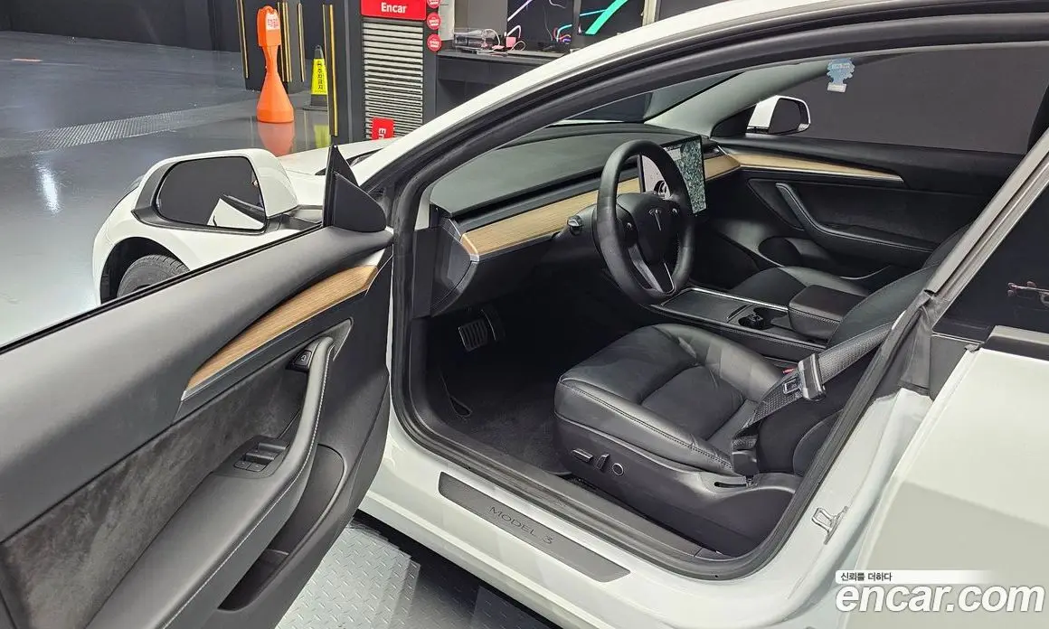 Tesla Model 3 2021 0.2 автомат (гидро), фото 12 Tesla Model 3 2021 0.2 автомат (гидро), фото 12