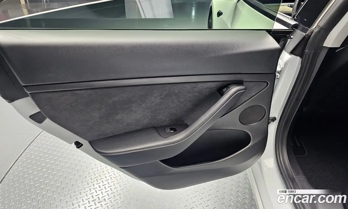 Tesla Model 3 2021 0.2 автомат (гидро), фото 14 Tesla Model 3 2021 0.2 автомат (гидро), фото 14
