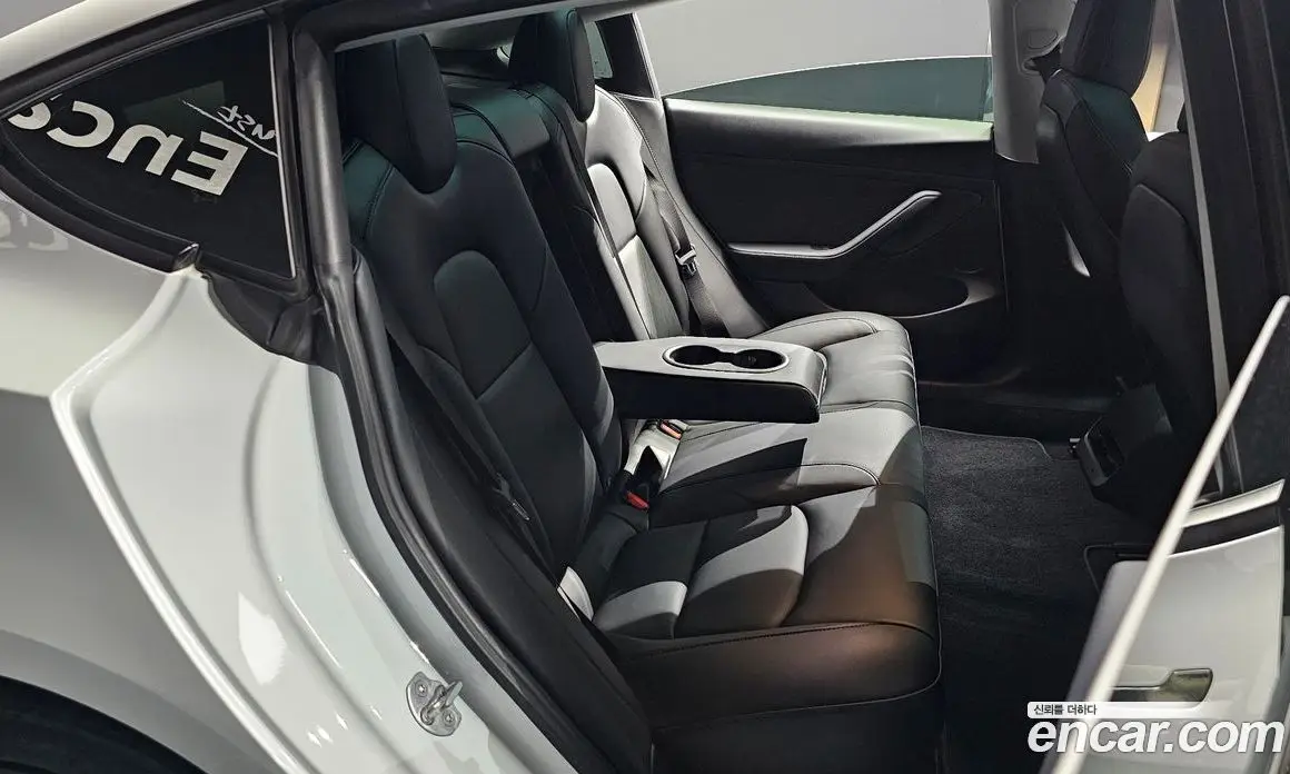 Tesla Model 3 2021 0.2 автомат (гидро), фото 16 Tesla Model 3 2021 0.2 автомат (гидро), фото 16