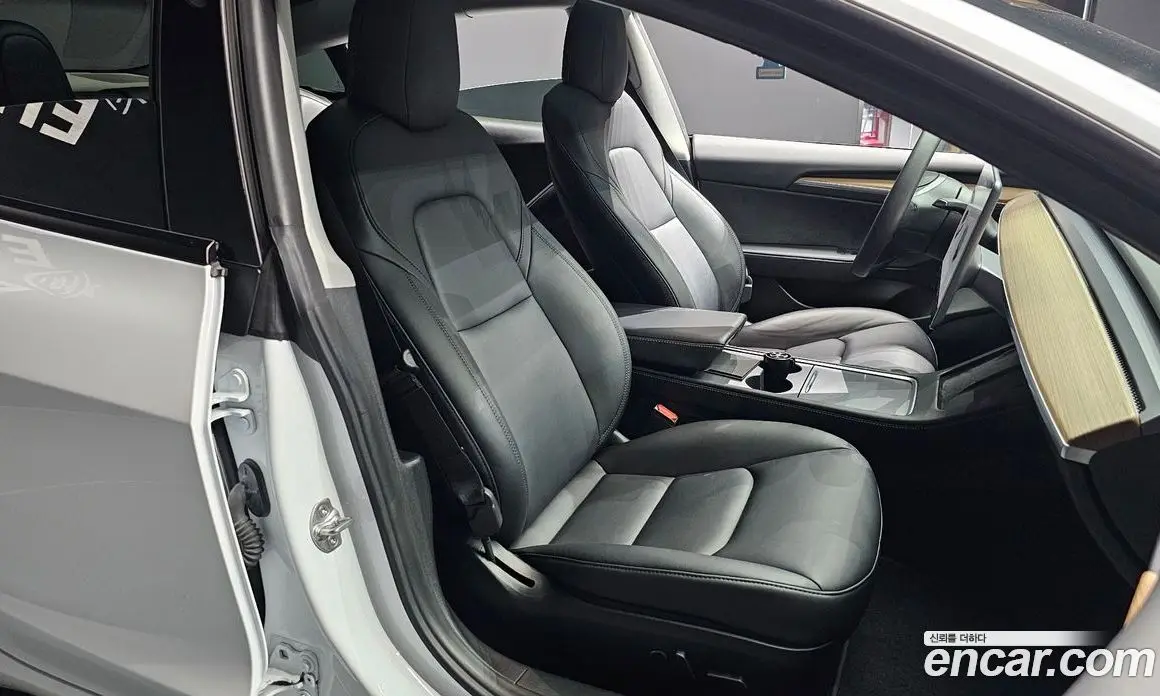 Tesla Model 3 2021 0.2 автомат (гидро), фото 17 Tesla Model 3 2021 0.2 автомат (гидро), фото 17