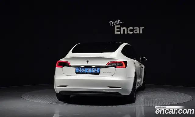 Tesla Model 3 2021 0.2 автомат (гидро), миниатюра 3 Tesla Model 3 2021 0.2 автомат (гидро), миниатюра 3