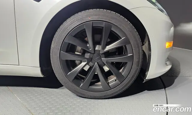 Tesla Model 3 2021 0.2 автомат (гидро), миниатюра 6 Tesla Model 3 2021 0.2 автомат (гидро), миниатюра 6