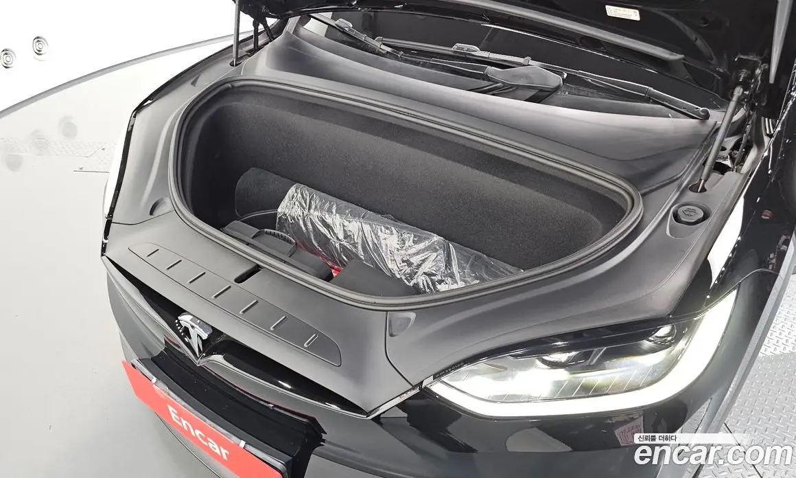 Tesla Model X 2024 0.3 автомат (гидро), фото 6 Tesla Model X 2024 0.3 автомат (гидро), фото 6