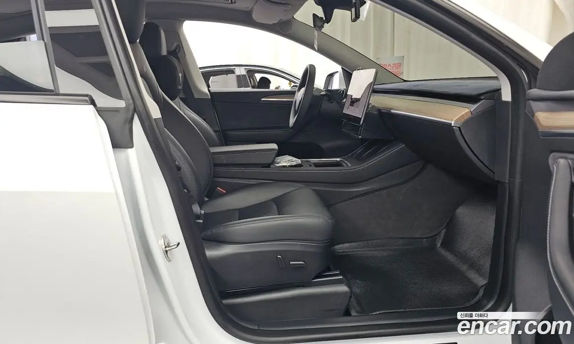 Tesla Model Y 2023 0.2 автомат (гидро), фото 11 Tesla Model Y 2023 0.2 автомат (гидро), фото 11