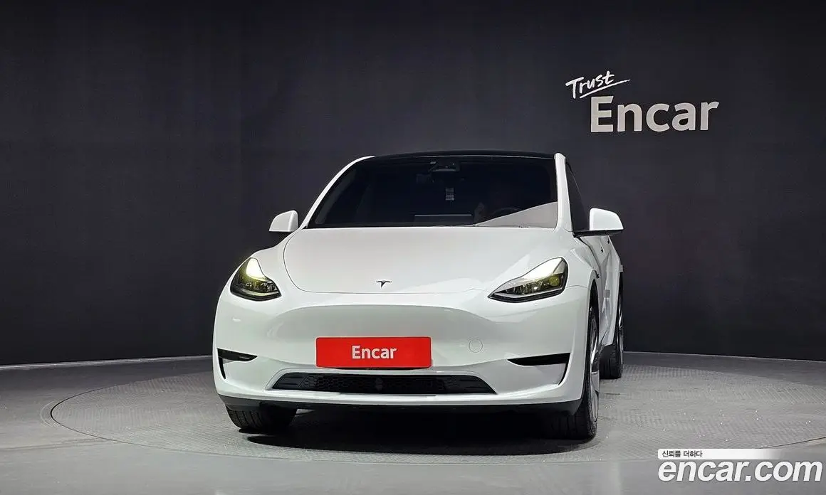 Tesla Model Y 2023 0.2 автомат (гидро), фото 3 Tesla Model Y 2023 0.2 автомат (гидро), фото 3