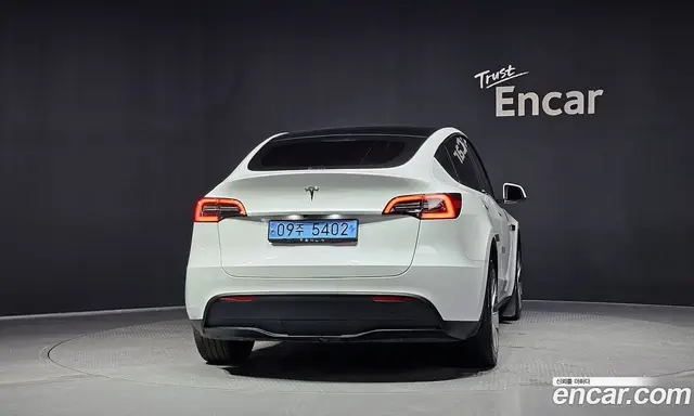 Tesla Model Y 2023 0.2 автомат (гидро), миниатюра 4 Tesla Model Y 2023 0.2 автомат (гидро), миниатюра 4
