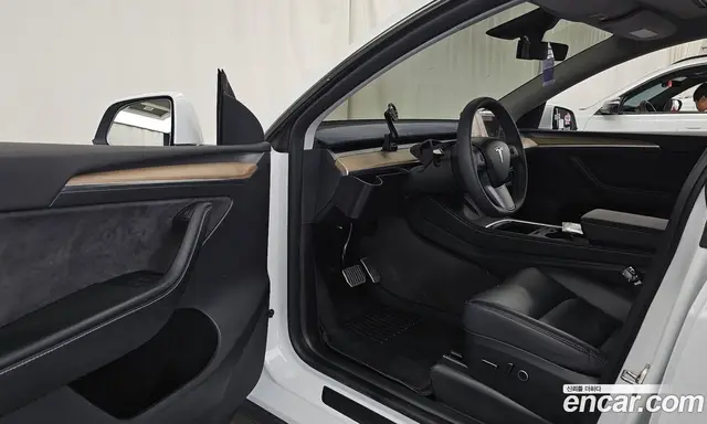 Tesla Model Y 2023 0.2 автомат (гидро), миниатюра 10 Tesla Model Y 2023 0.2 автомат (гидро), миниатюра 10
