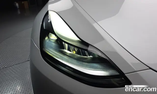 Tesla Model Y 2024 0.2 автомат (гидро), миниатюра 8 Tesla Model Y 2024 0.2 автомат (гидро), миниатюра 8