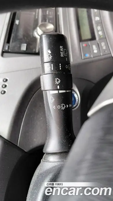 Toyota Prius 2014 1.8 автомат (гидро), фото 29 Toyota Prius 2014 1.8 автомат (гидро), фото 29