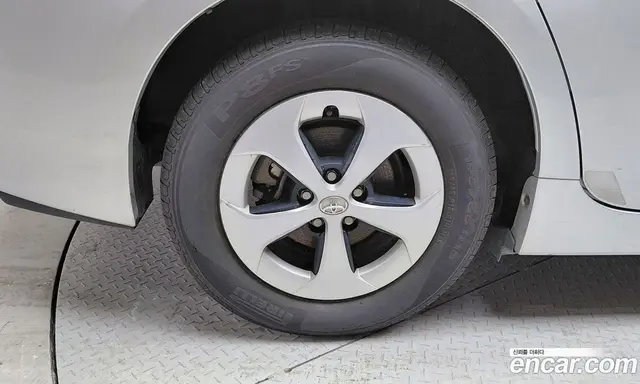 Toyota Prius 2014 1.8 автомат (гидро), миниатюра 5 Toyota Prius 2014 1.8 автомат (гидро), миниатюра 5
