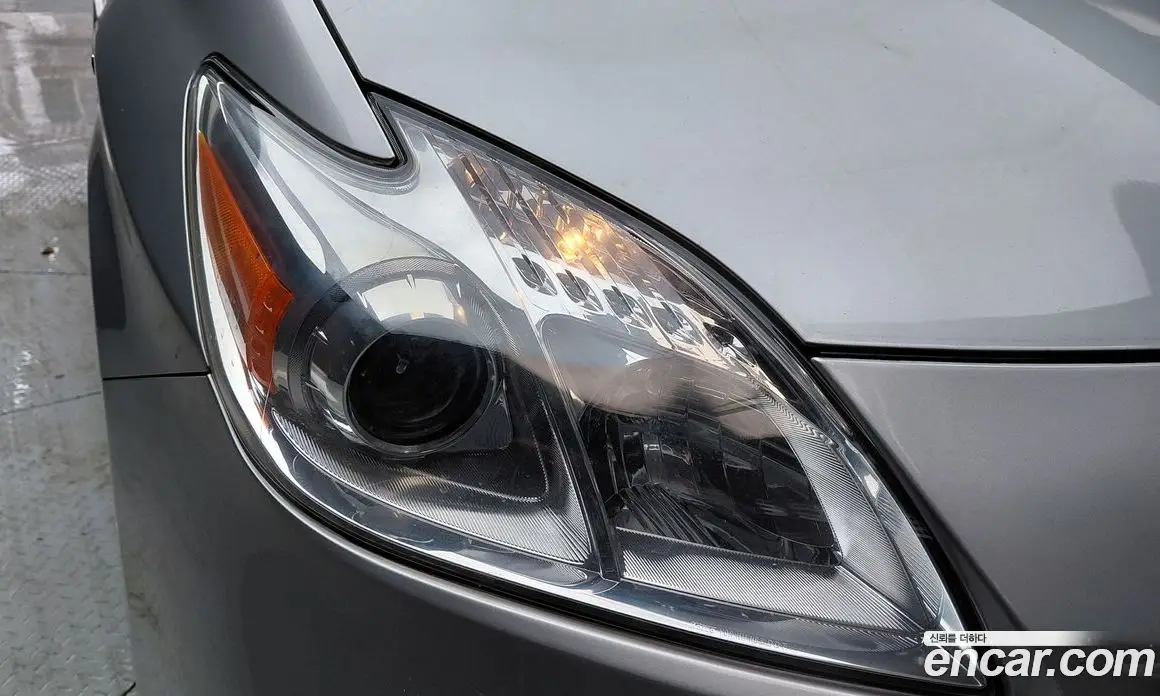 Toyota Prius 2014 1.8 автомат (гидро), фото 8 Toyota Prius 2014 1.8 автомат (гидро), фото 8