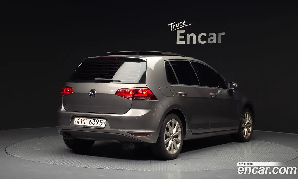 Volkswagen Golf 2014 2.0 автомат (гидро), фото 2 Volkswagen Golf 2014 2.0 автомат (гидро), фото 2