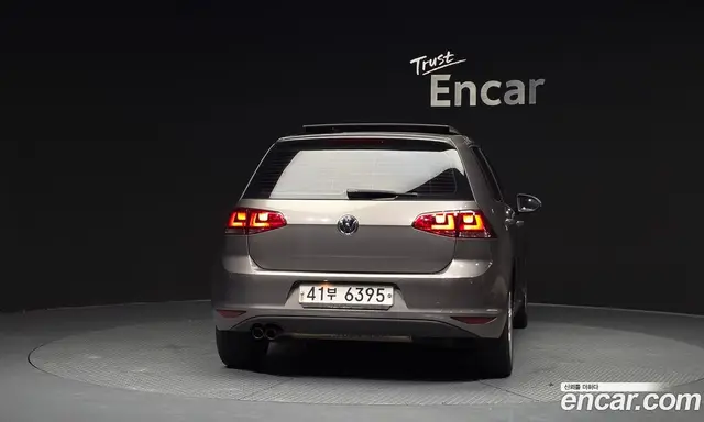 Volkswagen Golf 2014 2.0 автомат (гидро), миниатюра 4 Volkswagen Golf 2014 2.0 автомат (гидро), миниатюра 4
