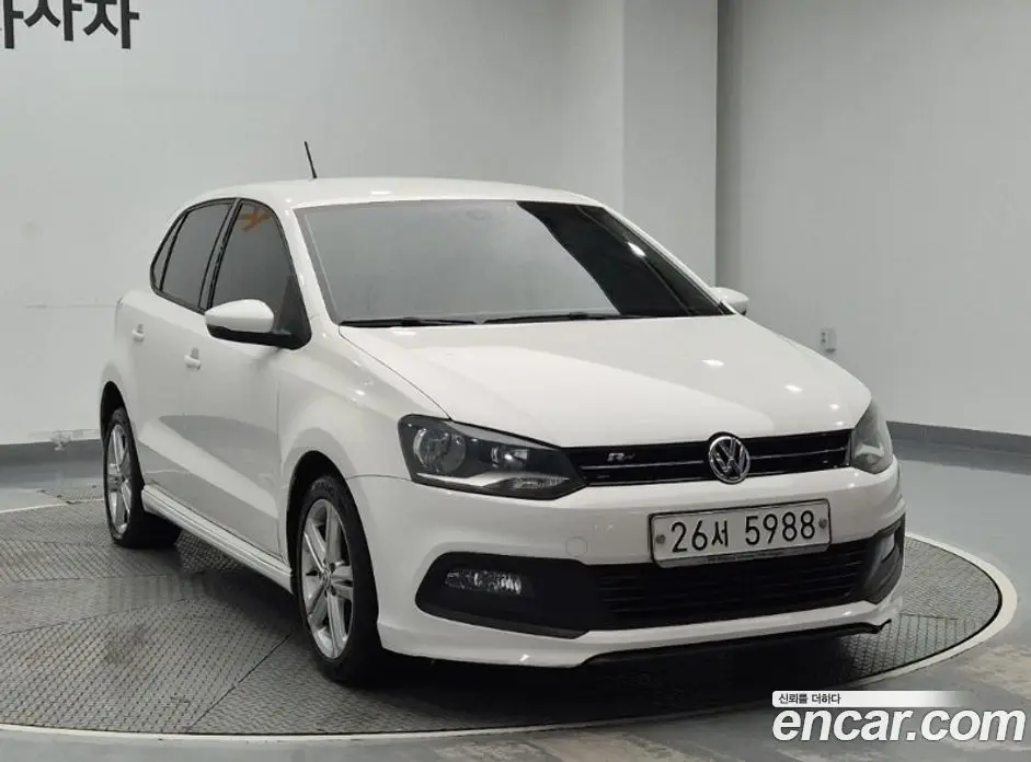 Volkswagen Polo 2014 1.6 автомат (гидро), фото 2 Volkswagen Polo 2014 1.6 автомат (гидро), фото 2