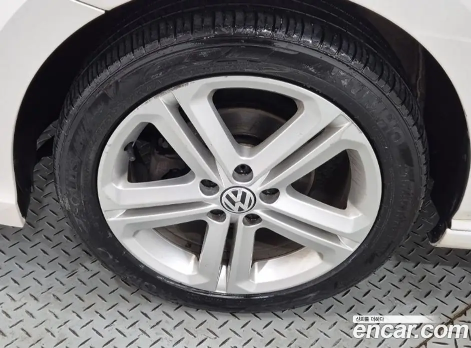 Volkswagen Polo 2014 1.6 автомат (гидро), фото 17 Volkswagen Polo 2014 1.6 автомат (гидро), фото 17