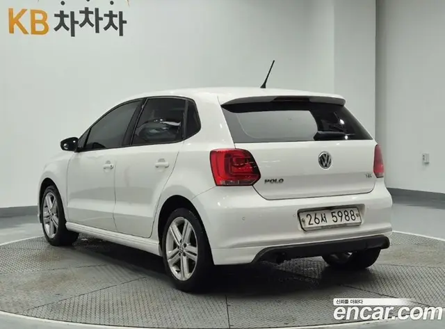 Volkswagen Polo 2014 1.6 автомат (гидро), миниатюра 3 Volkswagen Polo 2014 1.6 автомат (гидро), миниатюра 3