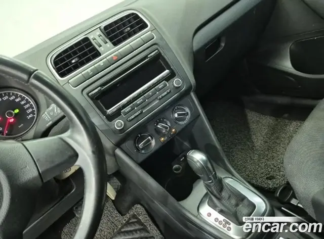Volkswagen Polo 2014 1.6 автомат (гидро), миниатюра 10 Volkswagen Polo 2014 1.6 автомат (гидро), миниатюра 10