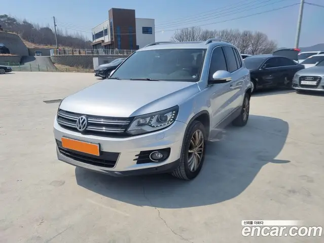 Volkswagen Tiguan 2013 2.0 автомат (гидро), миниатюра 2 Volkswagen Tiguan 2013 2.0 автомат (гидро), миниатюра 2