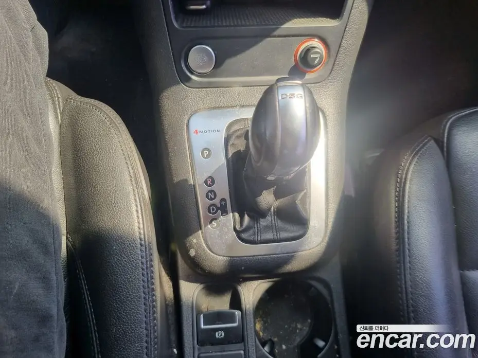 Volkswagen Tiguan 2013 2.0 автомат (гидро), фото 13 Volkswagen Tiguan 2013 2.0 автомат (гидро), фото 13