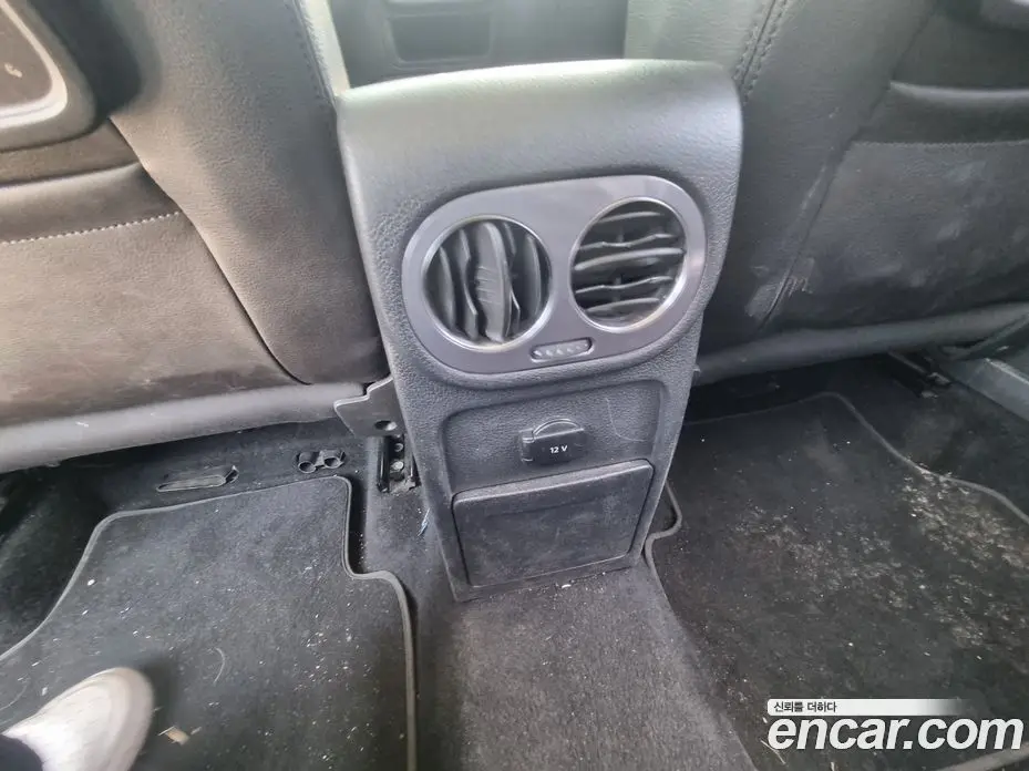 Volkswagen Tiguan 2013 2.0 автомат (гидро), фото 18 Volkswagen Tiguan 2013 2.0 автомат (гидро), фото 18
