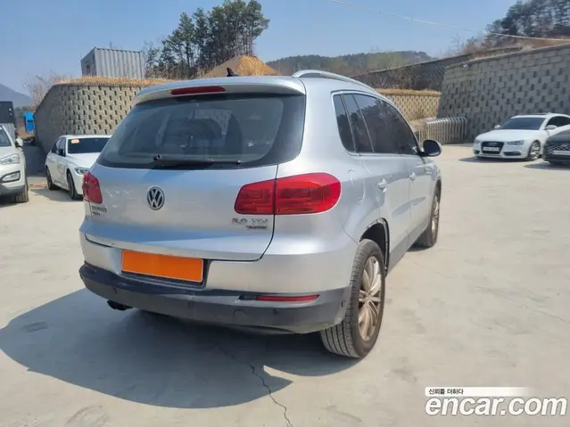 Volkswagen Tiguan 2013 2.0 автомат (гидро), миниатюра 4 Volkswagen Tiguan 2013 2.0 автомат (гидро), миниатюра 4