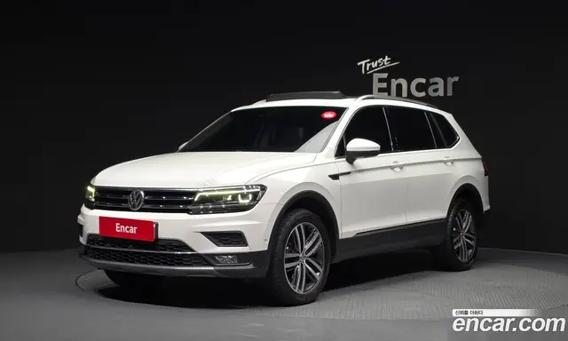 Volkswagen Tiguan 2020 2.0 автомат (гидро), миниатюра 1 Volkswagen Tiguan 2020 2.0 автомат (гидро), миниатюра 1