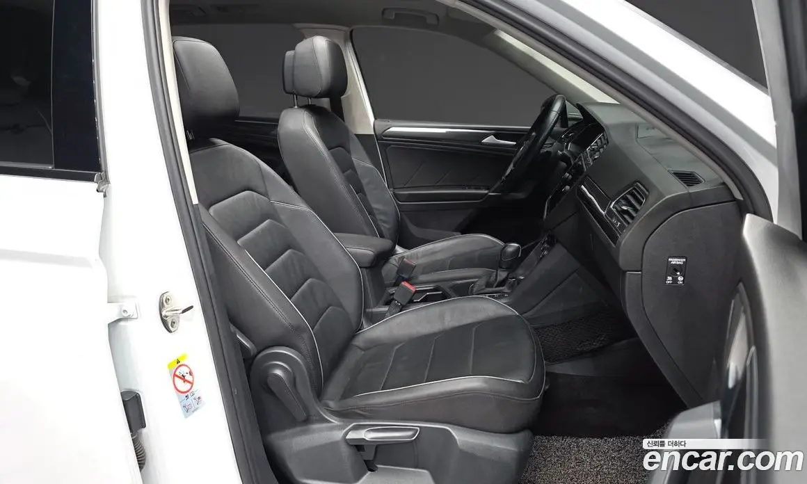 Volkswagen Tiguan 2020 2.0 автомат (гидро), фото 11 Volkswagen Tiguan 2020 2.0 автомат (гидро), фото 11