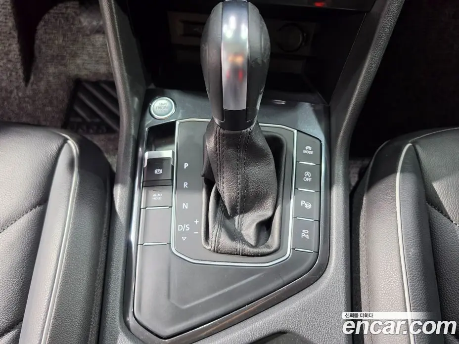 Volkswagen Tiguan 2020 2.0 автомат (гидро), фото 16 Volkswagen Tiguan 2020 2.0 автомат (гидро), фото 16