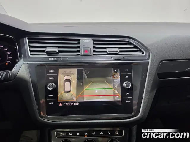 Volkswagen Tiguan 2020 2.0 автомат (гидро), миниатюра 9 Volkswagen Tiguan 2020 2.0 автомат (гидро), миниатюра 9
