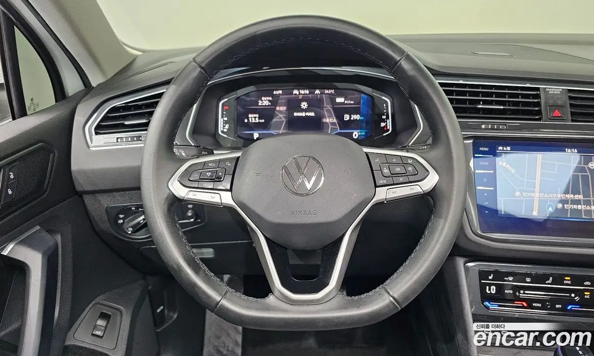 Volkswagen Tiguan 2023 2.0 автомат (гидро), фото 19 Volkswagen Tiguan 2023 2.0 автомат (гидро), фото 19