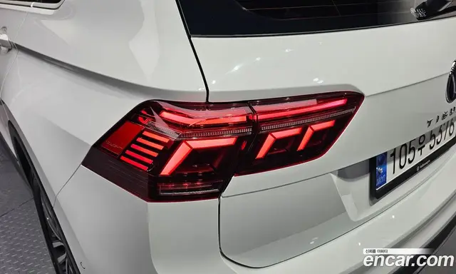 Volkswagen Tiguan 2023 2.0 автомат (гидро), миниатюра 9 Volkswagen Tiguan 2023 2.0 автомат (гидро), миниатюра 9