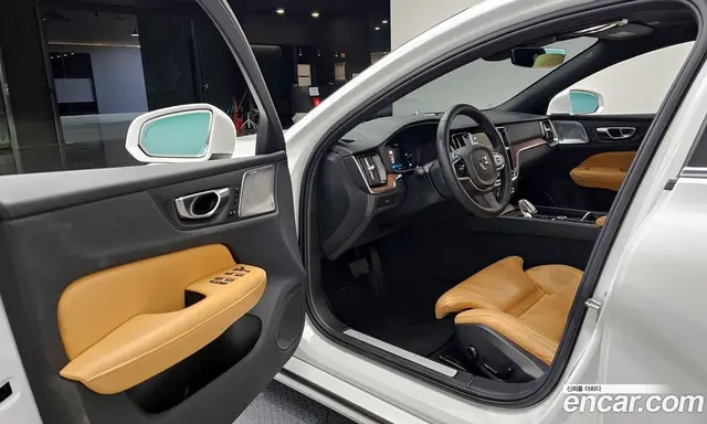 Volvo S60 2023 2.0 автомат (гидро), миниатюра 10