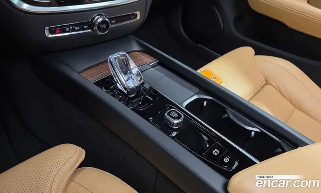 Volvo V60 2024 2.0 автомат (гидро), миниатюра 12