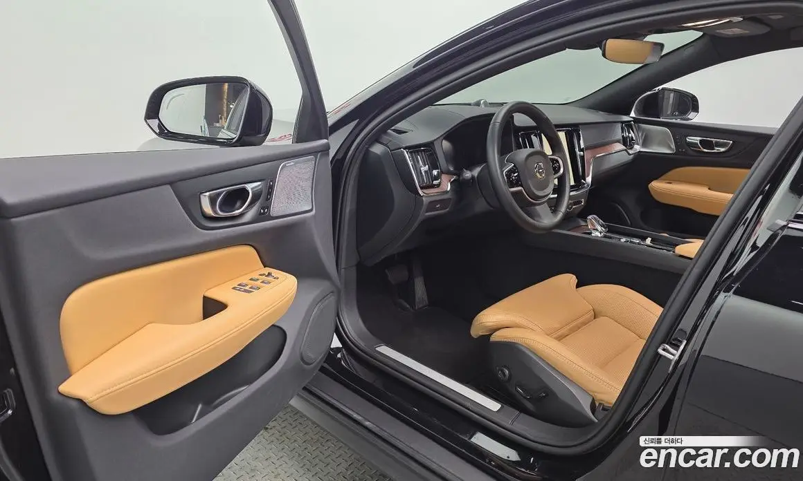 Volvo V60 2024 2.0 автомат (гидро), фото 13 Volvo V60 2024 2.0 автомат (гидро), фото 13