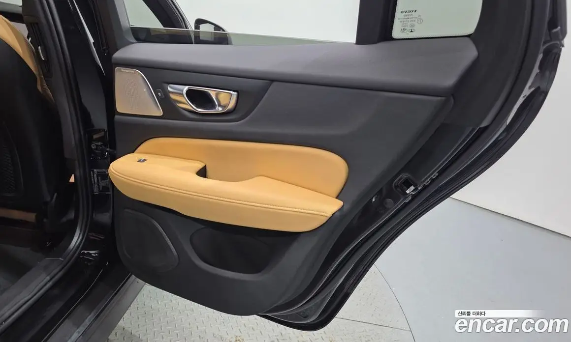 Volvo V60 2024 2.0 автомат (гидро), фото 15 Volvo V60 2024 2.0 автомат (гидро), фото 15