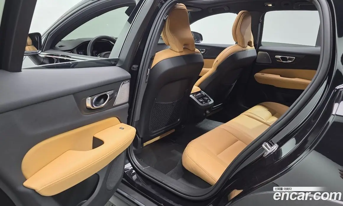 Volvo V60 2024 2.0 автомат (гидро), фото 18 Volvo V60 2024 2.0 автомат (гидро), фото 18
