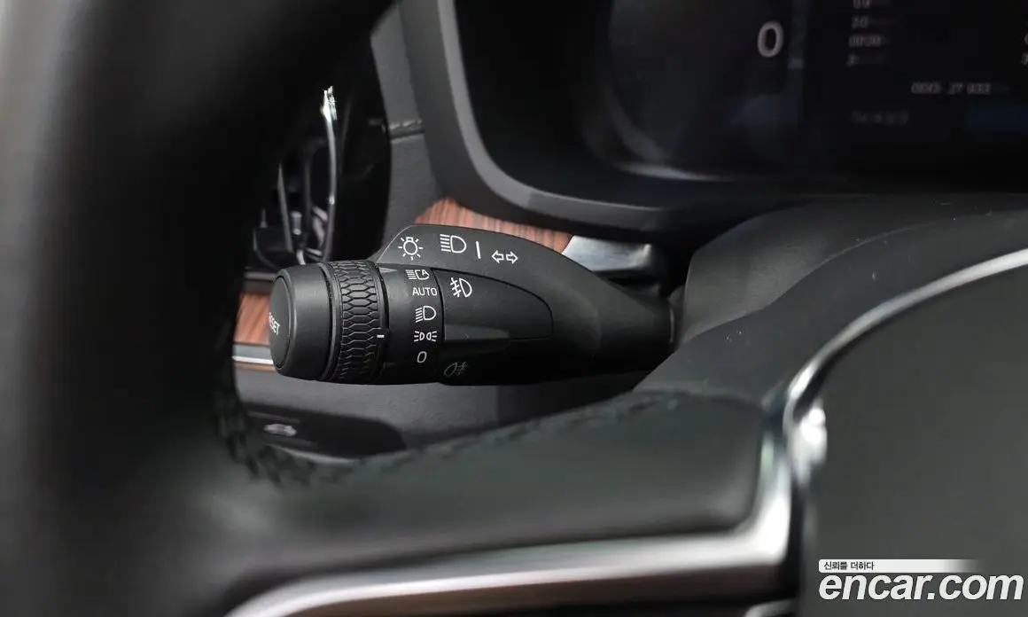 Volvo V60 2024 2.0 автомат (гидро), фото 28 Volvo V60 2024 2.0 автомат (гидро), фото 28