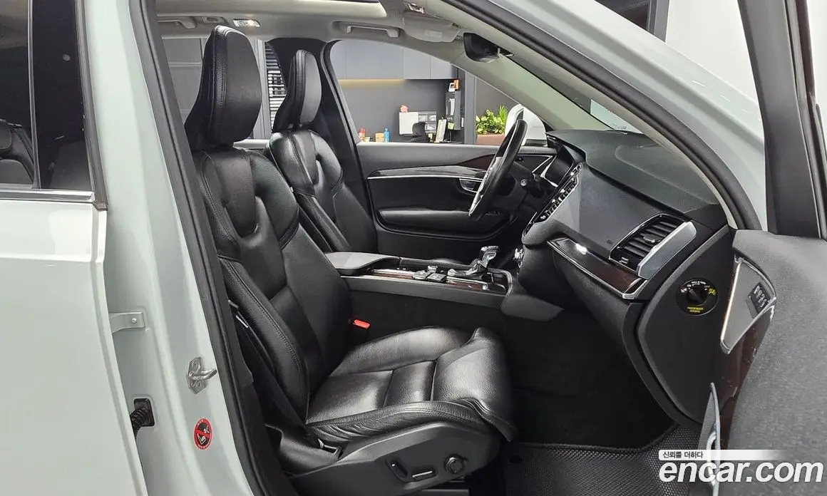 Volvo XC90 2018 2.0 автомат (гидро), фото 11 Volvo XC90 2018 2.0 автомат (гидро), фото 11