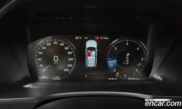 Volvo XC90 2018 2.0 автомат (гидро), миниатюра 8 Volvo XC90 2018 2.0 автомат (гидро), миниатюра 8