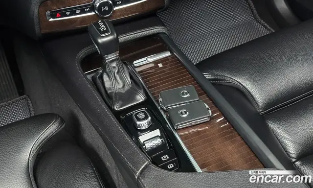 Volvo XC90 2018 2.0 автомат (гидро), миниатюра 9 Volvo XC90 2018 2.0 автомат (гидро), миниатюра 9