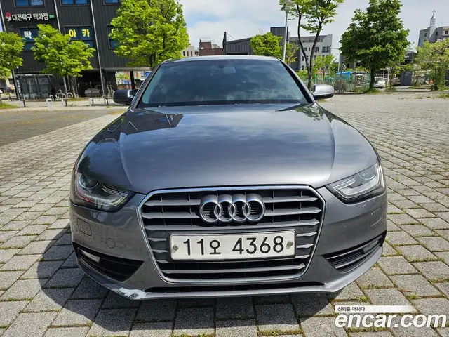 Audi A4 2015 2.0 автомат (гидро), миниатюра 1 Audi A4 2015 2.0 автомат (гидро), миниатюра 1