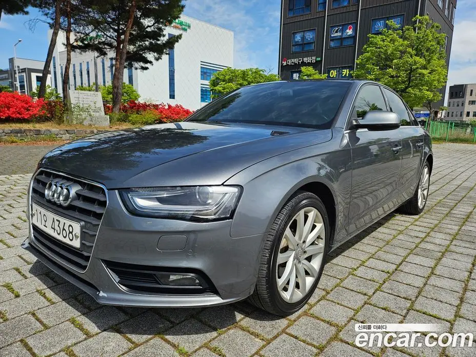 Audi A4 2015 2.0 автомат (гидро), фото 2 Audi A4 2015 2.0 автомат (гидро), фото 2