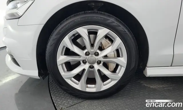 Audi A6 2018 2.0 автомат (гидро), миниатюра 5 Audi A6 2018 2.0 автомат (гидро), миниатюра 5