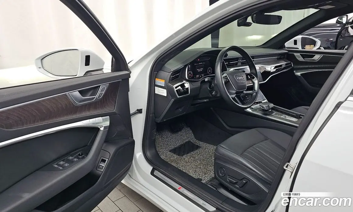 Audi A6 2022 2.0 автомат (гидро), фото 13
