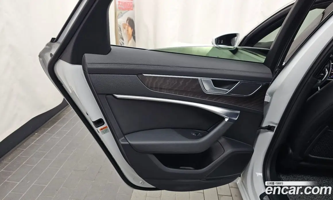 Audi A6 2022 2.0 автомат (гидро), фото 15